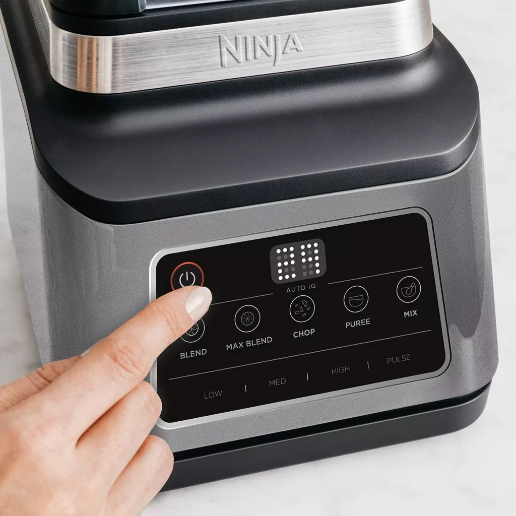 Ninja 3 in 1 Blender Food Processor electronic panel